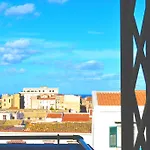 Ballarattik 4*